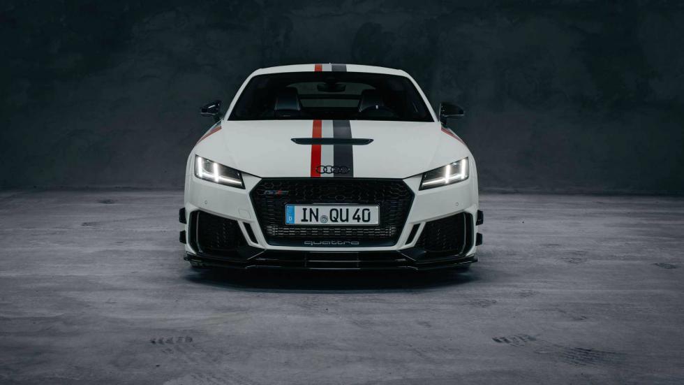 Το Audi TT RS γιορτάζει τα 40 χρόνια του quattro